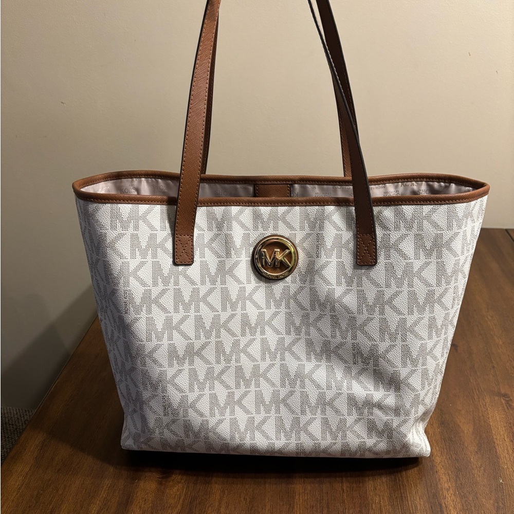 Michael Kors large tote